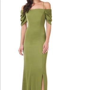 NWT Js Collections Off The Shoulder Cascad…